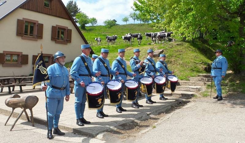 tambours_centenaire_le_linge_23-05-15_s